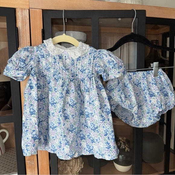 Laura Ashley Other - Vintage Laura Ashley dress set floral lace collar baby girl bloomers print puff